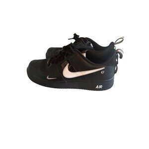 Nike Air Force 1 07 LV8 Black/White Sneakers Size 13 Mens Durable Leather Shoes